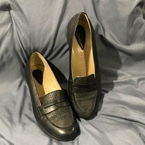CROCS Black Women's Flats Loafers